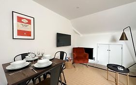 The Loft, New, Stylish Maisonette, Central, Private Location